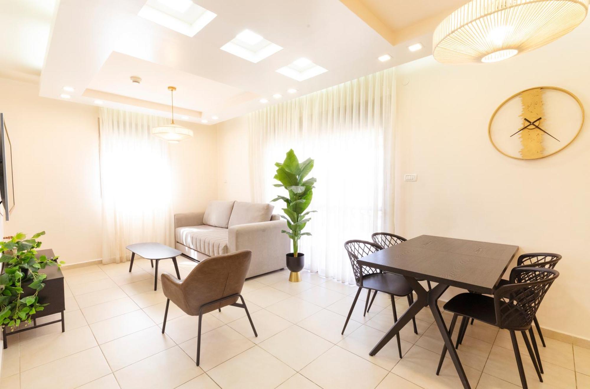 Almogim Suites Eilat Exterior foto